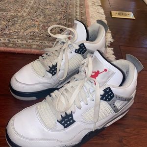Jordan 4 Retro White Cement.